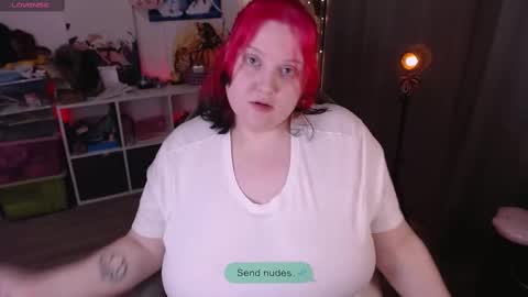 Snapshot of lissamuff chatting on February 26, 7:31 am Lissa online show from February 26, 7:31 am