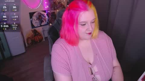 Snapshot of lissamuff chatting on September 11, 3:56 pm Lissa online show from September 11, 3:56 pm