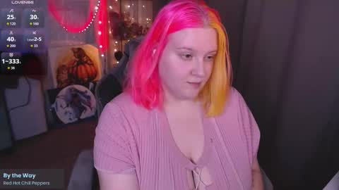 Snapshot of lissamuff chatting on November 10, 3:11 pm Lissa online show from November 10, 3:11 pm