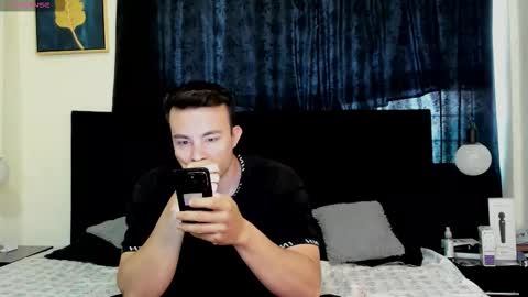 Snapshot of lissandthor chatting on November 19, 1:22 pm Natalia and alejandro online show from November 19, 1:22 pm