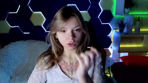 Lena online show from December 29, 1:13 am