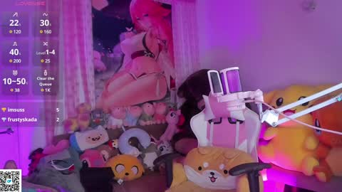 little ary online show from December 21, 7:13 am