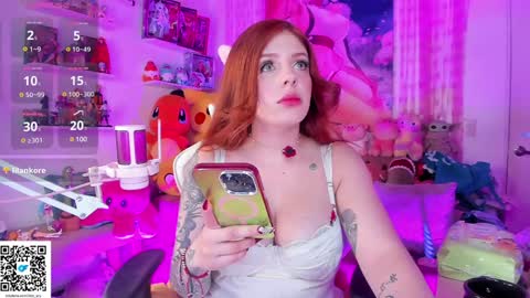 little ary online show from January 20, 11:43 pm