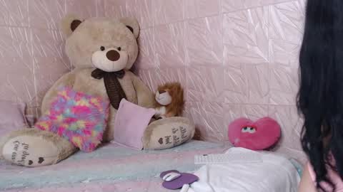 TU ANGELITO online show from February 25, 10:29 pm