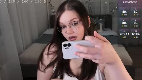 Eva online show from October 19, 8:20 pm