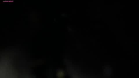 Izzi online show from December 8, 8:25 pm