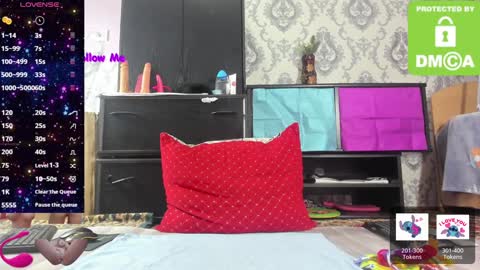 Snapshot of little_letti chatting on February 4, 5:10 am Letti online show from February 4, 5:10 am