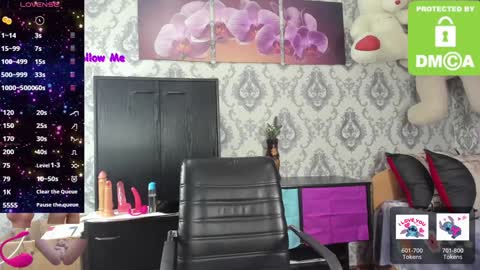 Snapshot of little_letti chatting on February 9, 3:11 am Letti online show from February 9, 3:11 am