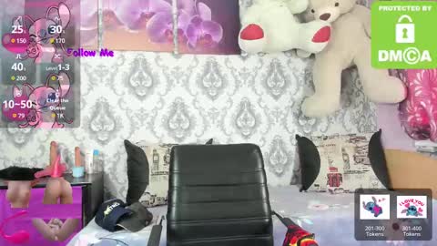 Snapshot of little_letti chatting on February 24, 6:49 am Letti online show from February 24, 6:49 am