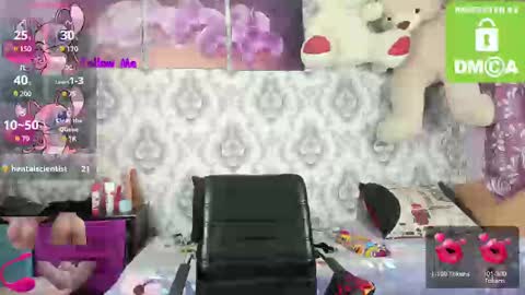 Snapshot of little_letti chatting on March 5, 11:49 am Letti online show from March 5, 11:49 am