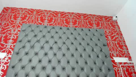 Snapshot of little_lilith_apple chatting on January 23, 9:50 pm little_lilith_apple online show from January 23, 9:50 pm