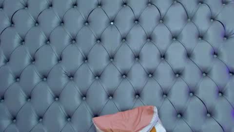 Snapshot of little_lilith_apple chatting on March 7, 1:31 am little_lilith_apple online show from March 7, 1:31 am