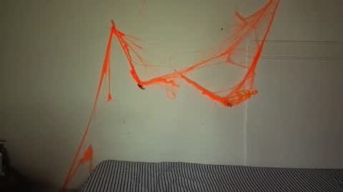 Snapshot of little_lilith_apple chatting on November 1, 5:48 pm little_lilith_apple online show from November 1, 5:48 pm