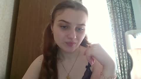 little_shygirl_ online show from March 4, 12:33 pm