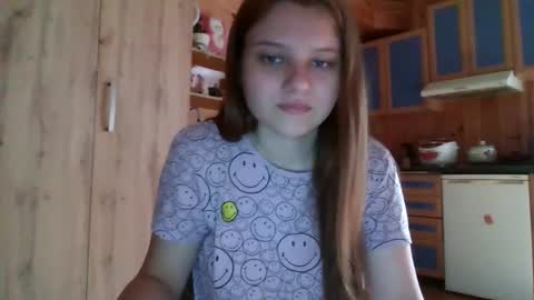 little_shygirl_ online show from September 15, 4:01 am