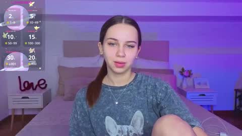 little_siin online show from November 27, 8:05 am