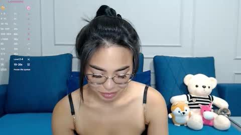 Snapshot of little_v1rgin_angel chatting on September 25, 4:54 pm Kwan online show from September 25, 4:54 pm