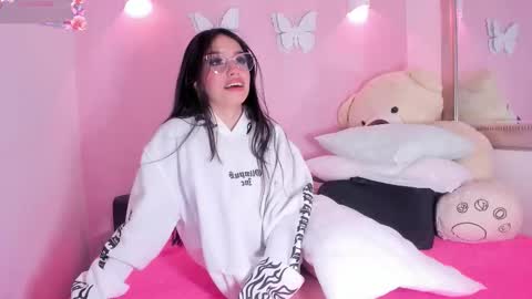 Ari online show from September 9, 12:05 pm