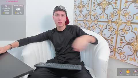 DANNY online show from November 18, 2:54 pm