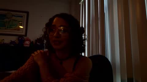 littledeathtrap online show from November 22, 9:36 pm