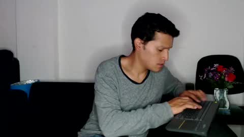 Manu online show from December 2, 3:26 am