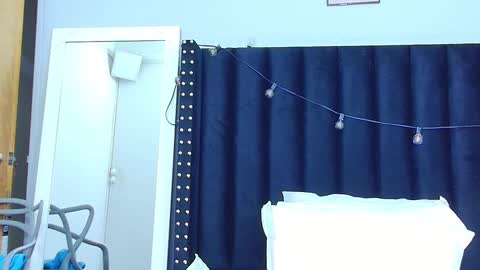 Tania  online show from March 10, 2:06 am