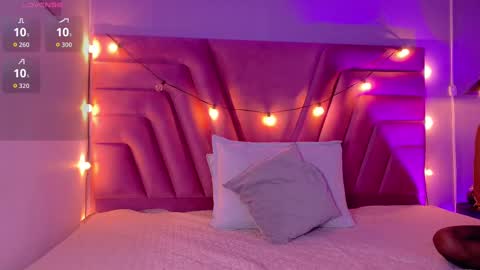 Tania  online show from October 22, 2:45 am