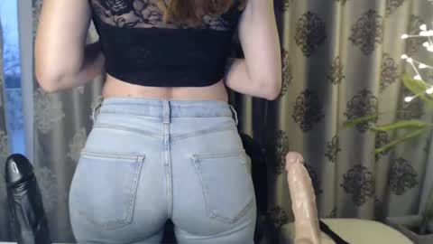 Your little flower  online show from December 21, 2:15 pm