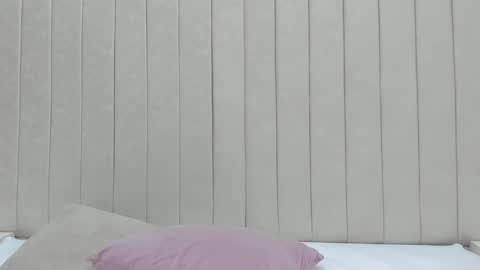 im olivia IG littleolivia01 online show from February 17, 12:59 pm