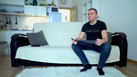 Snapshot of littlesweettifany chatting on February 10, 11:25 am Little Tifany online show from February 10, 11:25 am