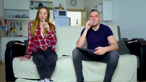 Snapshot of littlesweettifany chatting on November 29, 11:35 am Little Tifany online show from November 29, 11:35 am