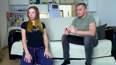 Snapshot of littlesweettifany chatting on December 5, 11:41 am Little Tifany online show from December 5, 11:41 am