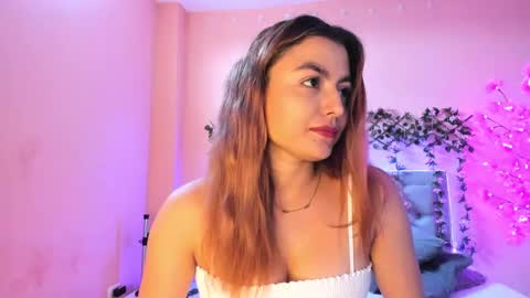 Snapshot of littletammy4u_ chatting on September 11, 1:22 pm tammy online show from September 11, 1:22 pm