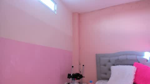 Snapshot of littletammy4u_ chatting on November 7, 12:38 pm tammy online show from November 7, 12:38 pm