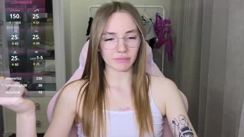 Eliana online show from February 6, 1:43 pm