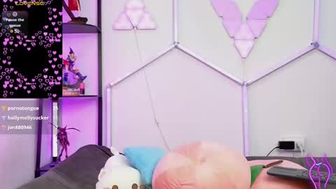 Snapshot of littlevixen18 chatting on February 26, 6:32 pm littlevixen18 online show from February 26, 6:32 pm