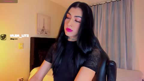 litz_81 online show from October 14, 6:03 am