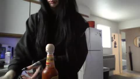 Liv Mirage online show from March 8, 6:16 pm