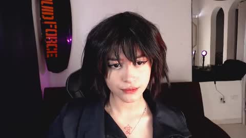 Snapshot of liz_beths chatting on October 25, 3:18 pm Elizabeth online show from October 25, 3:18 pm