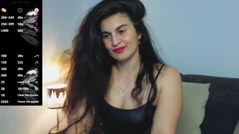 liz online show from December 26, 5:08 pm