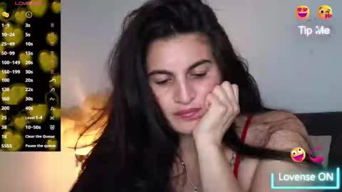 liz online show from February 25, 6:20 pm