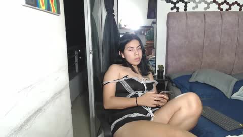 Snapshot of liza_thurner chatting on January 14, 1:15 am Liza Thurner online show from January 14, 1:15 am