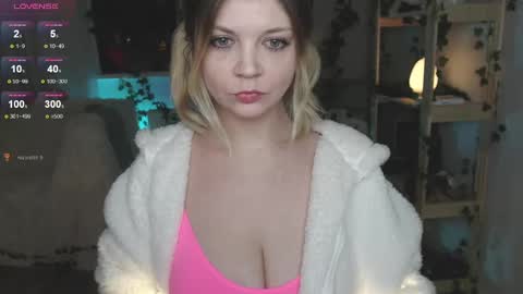 Snapshot of liza_wet chatting on January 26, 9:19 am Liza Wet online show from January 26, 9:19 am