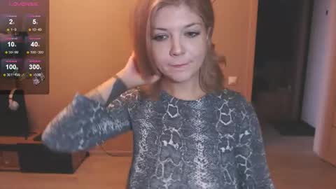 Snapshot of liza_wet chatting on October 23, 4:45 am Liza Wet online show from October 23, 4:45 am