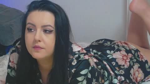 Snapshot of lizasunshine__ chatting on December 10, 3:55 pm lizasunshine__ online show from December 10, 3:55 pm