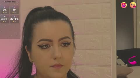 Snapshot of lizasunshine__ chatting on March 5, 7:05 am lizasunshine__ online show from March 5, 7:05 am