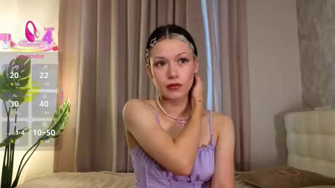 Snapshot of lizbethcoll chatting on November 13, 10:03 am Sunnheart online show from November 13, 10:03 am