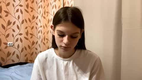 Snapshot of lizbethconnett chatting on October 2, 5:42 pm Kate online show from October 2, 5:42 pm