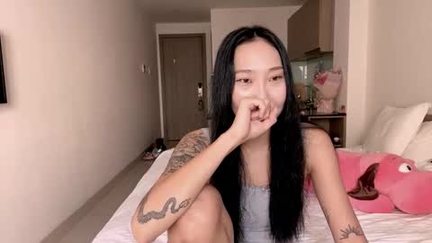 Lizz online show from October 27, 6:28 am