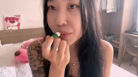 Lizz online show from November 7, 7:19 am